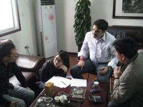 印度客戶來廠洽談價(jià)格，包裝，發(fā)貨，供應(yīng)能力
